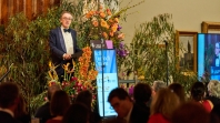 Sir Jonathan Mills delivering the 2025 Keith Murdoch Oration at State Library Victoria, photo by Jarrod Barnes