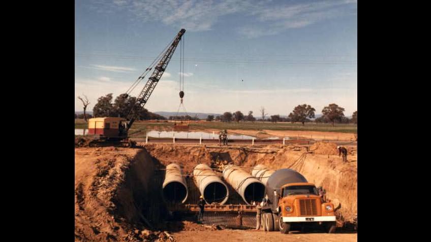 Hume Highway crossing, 1969, photo from State Rivers and Water Supply Commission