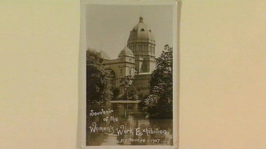 Women's work exhibition souvenir photograph dated 1907 depicting Royal Exhibition Building